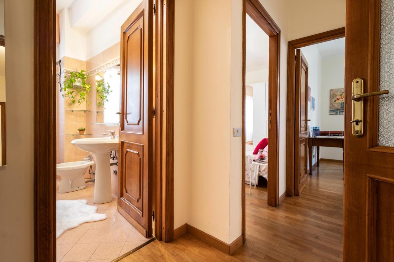 Casa Holmann Apartment Olbia Exterior photo